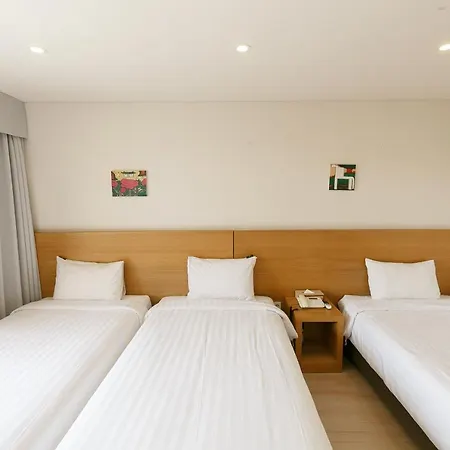 Bk Hotel Jeju Seogwipo Exterior photo
