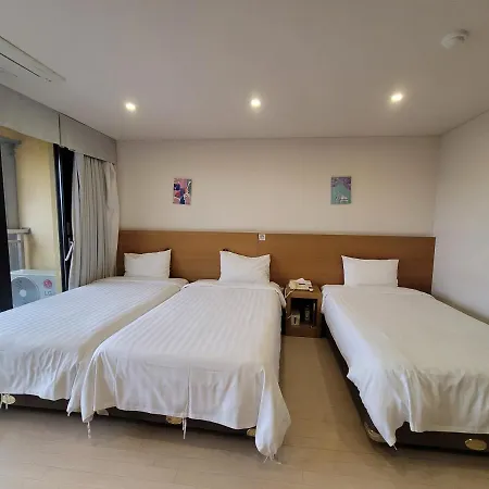 Bk Hotel Jeju Seogwipo Exterior photo